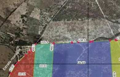 Imagem: O terreno possui 100.000m² de Área e está localizado em