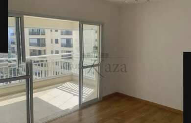 Imagem: O apartamento possui 3 Dormitórios, 3 Banheiros, 2 Vagas na