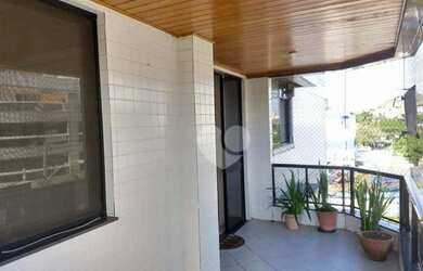 Imagem: O apartamento possui 2 Dormitórios, 3 Banheiros, 2 Vagas na