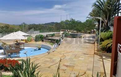 Imagem: O terreno possui 1.100m² de Área e está localizado em Paraibuna