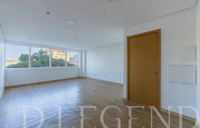 Imagem: O depósito possui 35m² de Área e está localizado em Santana