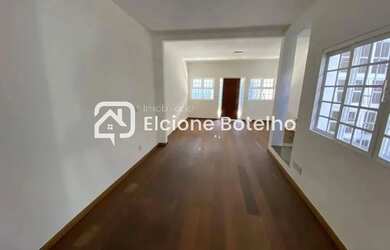 Imagem 16: Aluguel Casa BRASIL. Piscina, Churrasqueira, Varandae340m² de Área