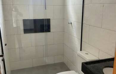 Imagem 6: Vendo casa de 2/4 sendo uma suíte no sim