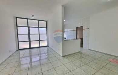 Imagem: O apartamento para alugar possui 2 Dormitórios, 2 Banheiros