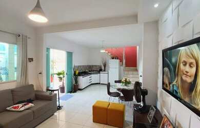 Imagem 1: Casa em Montes Claros, no bairro Planalto, à venda