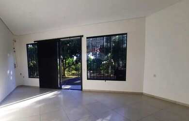 Imagem: O depósito possui 80m² de Área, Imóvel novo e está localizado