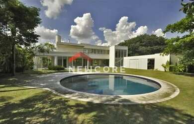 Imagem: A casa em condomínio possui 4 Dormitórios, 5 Banheiros, 4