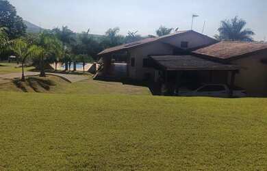 Imagem: A chácara possui 7110-0m² de Área e está localizado em Vila