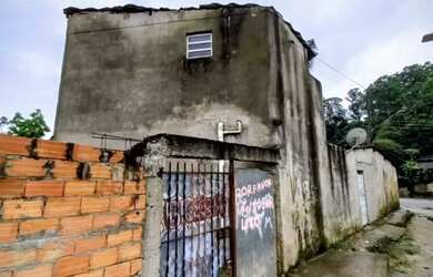 Imagem 5: Sobrado com três casas. 226m² de Área, 4 Vagas na garageme3 Dormitórios