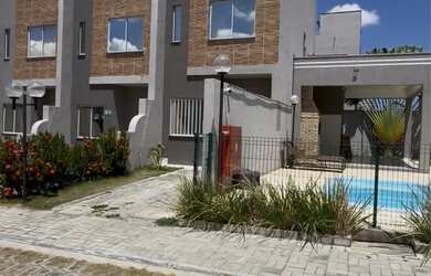 Imagem: A casa em condomínio possui 2 Dormitórios, 2 Banheiros, 1