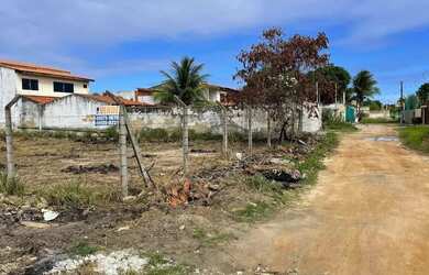 Imagem: O terreno possui 700m² de Área e está localizado em Barra