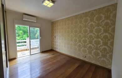 Imagem 4: Casa de Alto Padrão à Venda Condomínio Vianna Ville Granja Viana