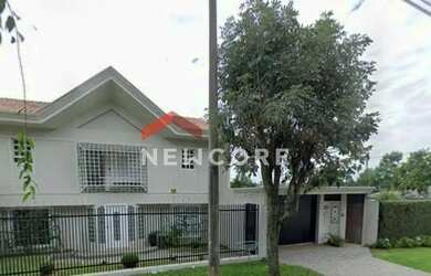 Imagem: A casa possui 5 Dormitórios, 5 Banheiros, 5 Vagas na garagem