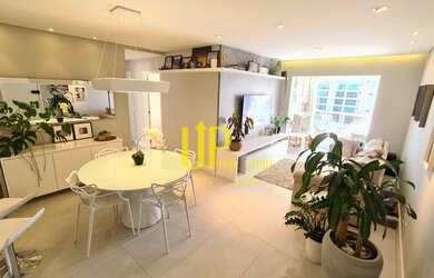 Imagem: O apartamento possui 3 Dormitórios, 2 Banheiros, 2 Vagas na