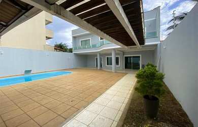 Imagem 13: Lindo sobrado alto padrão a venda de frente ao condomínio San Rafael