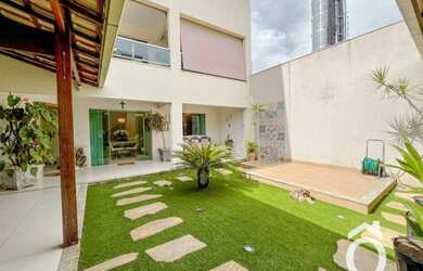 Imagem 5: Casa Alto Padrão com 4 Quartos à venda, 320 m² por R$ 1.100.000 - Ana...