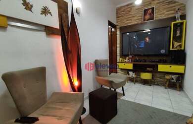 Imagem: A casa possui 2 Dormitórios, 2 Banheiros, 1 Vaga na garagem