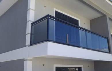 Imagem: Casa com 2 qrts 2 suites entrada independente perto da praia