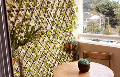 Imagem: O apartamento possui 3 Dormitórios, 1 Banheiro, 1 Vaga na garagem