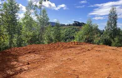 Imagem: A chácara possui 20.000m² de Área e está localizado em