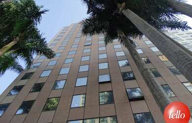 Imagem: O depósito possui 1 Vaga na garagem, 38m² de Área e está