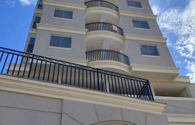 Imagem: O apartamento possui 2 Dormitórios, 2 Banheiros, 2 Vagas na