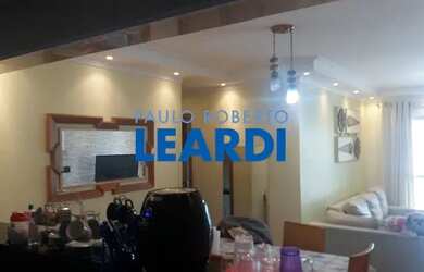 Imagem: O apartamento possui 3 Dormitórios, 2 Banheiros, 2 Vagas na