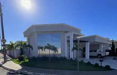 Imagem: A casa em condomínio possui 3 Dormitórios, 5 Banheiros, 5