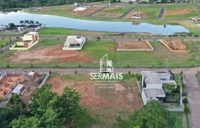 Imagem: O terreno possui 490m² de Área e está localizado em Centro