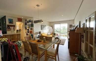 Imagem: O apartamento possui 3 Dormitórios, 2 Banheiros, 2 Vagas na