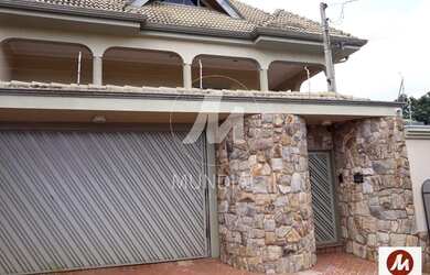 Imagem: A casa possui 3 Dormitórios, 5 Banheiros, 5 Vagas na garagem