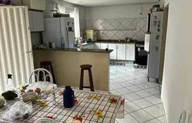 Imagem 2: m casa a venda bem localizada