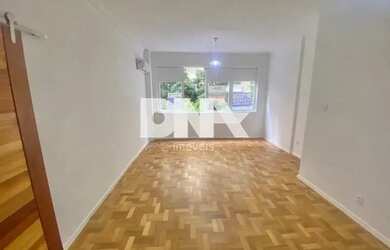 Imagem: O apartamento possui 3 Dormitórios, 4 Banheiros, 1 Vaga na