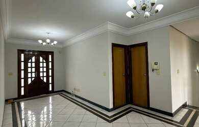 Imagem 8: Casa de Alto Padrão à Venda - Bairro Ibituruna, Montes Claros/MG