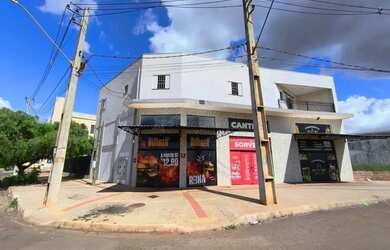 Imagem: A kitnet possui 1 Dormitório, 1 Banheiro, 1 Vaga na garagem