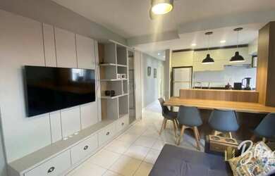 Imagem 2: Apartamento com 2 dormitórios à venda, 70 m² por R$ 895.000,00 - Centro...