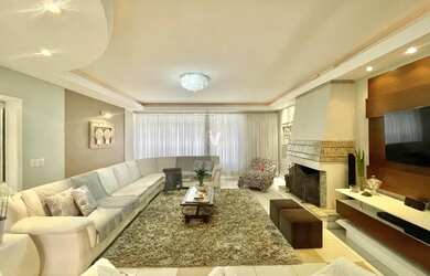 Imagem 7: Belíssima residência, localizada em um tradicional Bairro de Santa Maria...