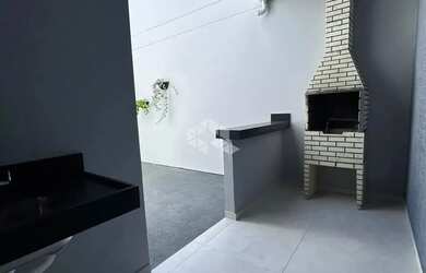 Imagem 2: Casa a venda no bairro Universitário em Tijucas