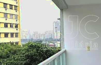 Imagem: O apartamento possui 3 Dormitórios, 3 Banheiros, 1 Vaga na