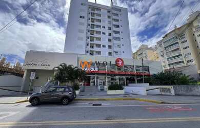 Imagem: O apartamento possui 3 Dormitórios, 2 Banheiros, 2 Vagas na