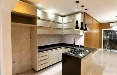 Imagem 14: FORREST HILL5 QUARTOS SENDO 3 SUÍTES, 400M2, ARMÁRIOS E AR, ÁREAC GOUMERT...