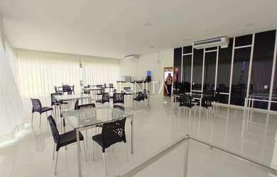 Imagem 4: Oportunidade Única no Centro do Eusébio Cond Gran Village II Apartamento...