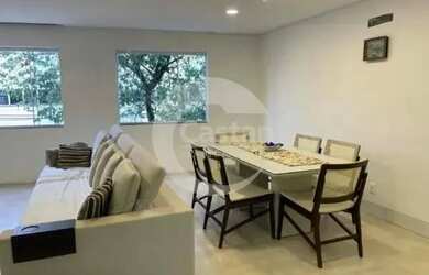 Imagem: O depósito possui 4 Vagas na garagem, 213m² de Área e está