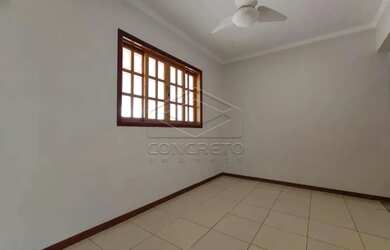 Imagem 5: Casa Residência em Jaú. Varanda, Área de serviço, 12m² de Áreae3...