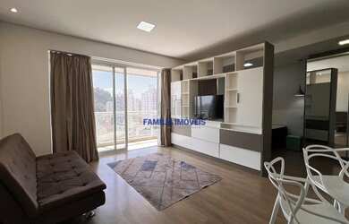 Imagem: O apartamento possui 1 Dormitório, 1 Banheiro, 1 Vaga na garagem