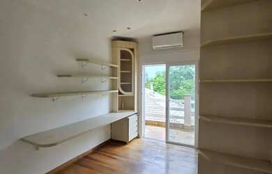 Imagem 16: Casa de Alto Padrão à Venda Condomínio Vianna Ville Granja Viana