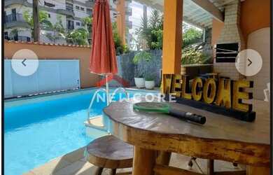 Imagem: A casa possui 5 Dormitórios, 5 Banheiros, 3 Vagas na garagem