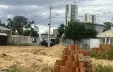 Imagem 1: 207 sul , Arso 23 , Lote ESQUINA, murado em L, frente p sul, aterrado