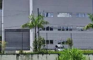 Imagem: O depósito possui 5 Vagas na garagem, 1.000m² de Área e