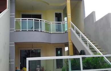 Imagem: Prédio com três casas prontas para alugar, no bairro Âncora